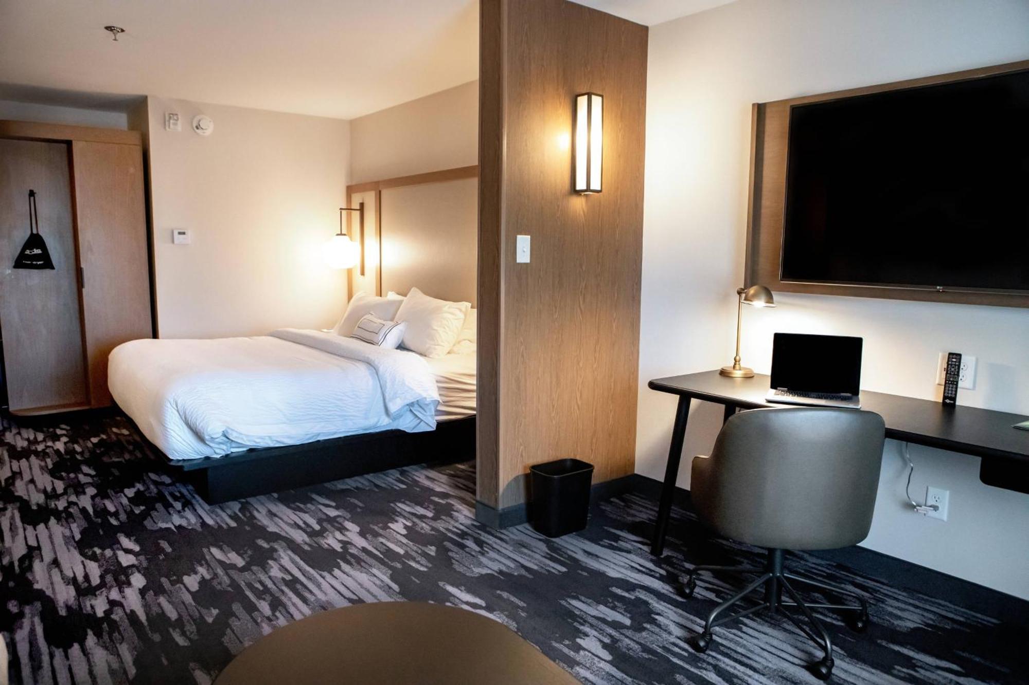 Fairfield Inn & Suites By Marriott Richmond Airport Sandston Exterior photo